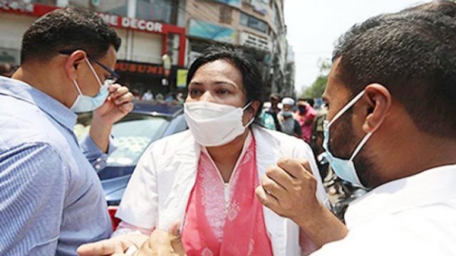 সেই ম্যাজিস্ট্রেটকে বরিশালে বদলি | বিবিধ নিউজ 