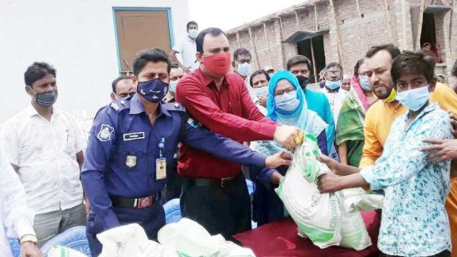 ঈদ উপহার পেল ১২০ বিশেষ চাহিদা সম্পন্ন শিক্ষার্থী | স্কুল নিউজ 