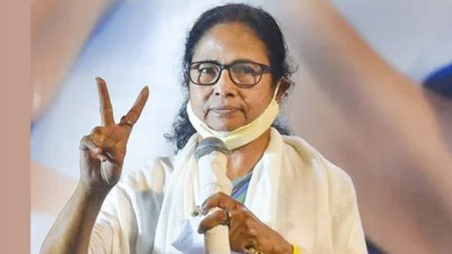 Doing fine but doctors kept me on observation: Momen | Miscellaneous News 