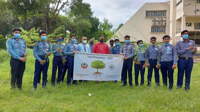 আরবিএম মুক্ত রোভার স্কাউট গ্রুপের দীক্ষা ও বৃক্ষরোপণ কর্মসূচি শুরু | বিবিধ নিউজ 