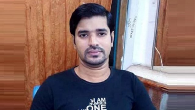 বিয়ের পরদিন ট্রাক চাকায় প্রাণ গেল শিক্ষকের | বিবিধ নিউজ 
