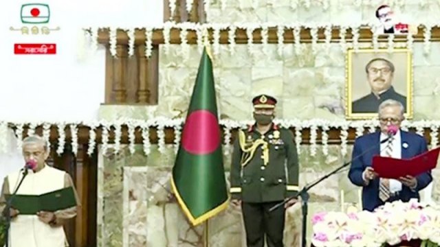 প্রতিমন্ত্রী হিসেবে শপথ নিলেন অধ্যাপক শামসুল আলম | বিবিধ নিউজ 