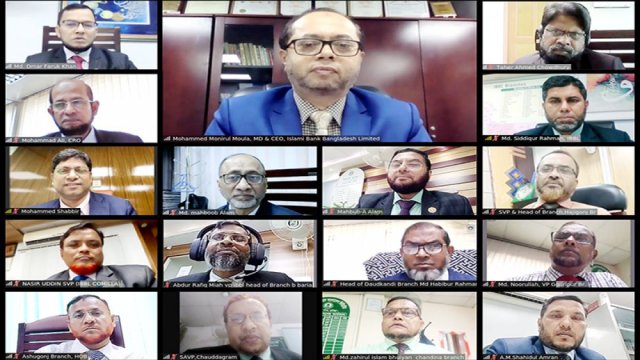 মঞ্চ ভেঙে পড়ে গেলেন ব্যারিস্টার সুমন | বিবিধ নিউজ 