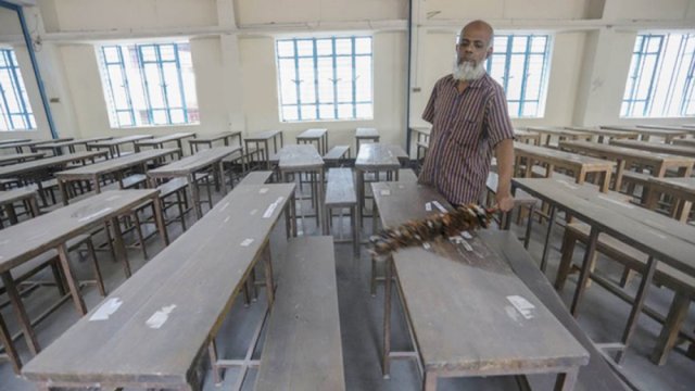 সব প্রাথমিক বিদ্যালয়-শিক্ষা অফিস একদিন পরপর পরিষ্কার করতে হবে | স্কুল নিউজ 