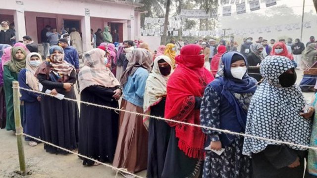 স্কুলে যাচ্ছে আফগান মেয়েরা | স্কুল নিউজ 