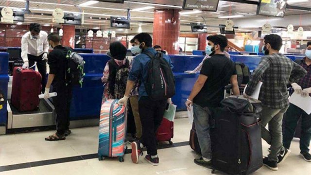 স্কুল বন্ধ থাকাকালে সন্তানদের আচরণ খিটমিটে ছিল : জরিপ | স্কুল নিউজ 