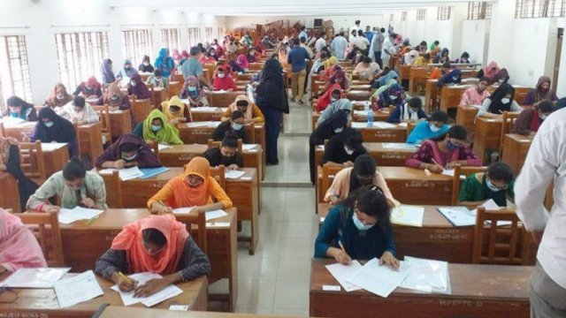 গ্রন্থাগারিকদের উচ্চতর গ্রেডের আবেদন ৩১ মের মধ্যে 