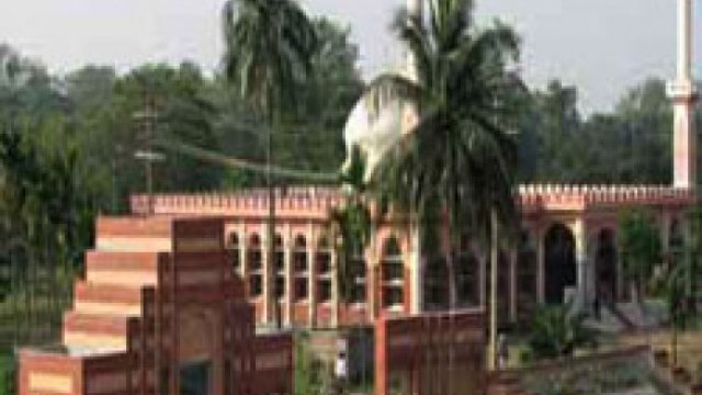 জাবির আইন ও বিচার বিভাগের ১১ শিক্ষকের ৯ জনই ছুটিতে | বিশ্বকাপ নিউজ 