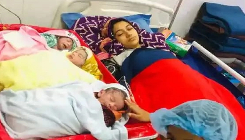 সেই স্বপ্ন-পদ্মা-সেতুকে স্বর্ণের চেইন উপহার দিলেন প্রধানমন্ত্রী