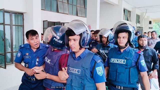 বীর মু‌ক্তি‌যোদ্ধা‌কে হত্যার দায়ে ছয় জেএম‌বি সদস্যের মৃত্যুদণ্ড | বিবিধ নিউজ 