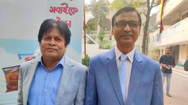 জবি শিক্ষক সমিতির নেতৃত্বে আইনুল-লুৎফর | বিশ্ববিদ্যালয় নিউজ 