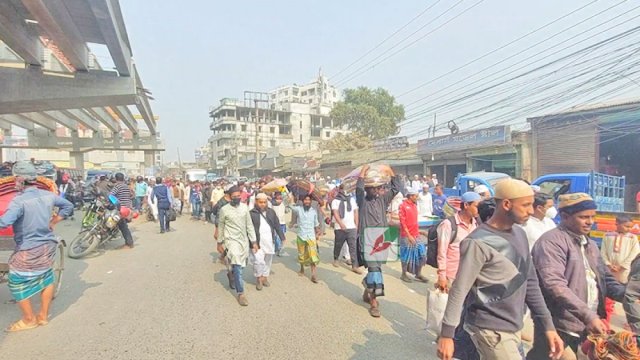 ইজতেমা শেষে ফেরার পথে মুসল্লিদের ভোগান্তি | বিবিধ নিউজ 