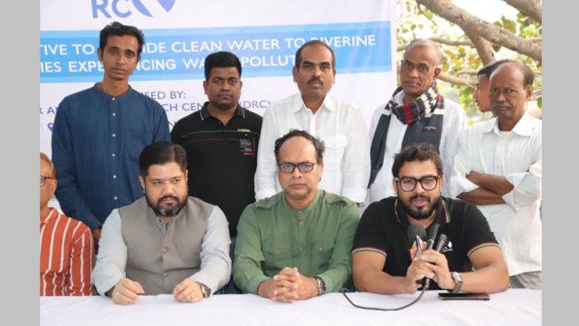 জেলে জনগোষ্ঠী পেলো আরডিআরসি’র পানির পাম্প | বিবিধ নিউজ 