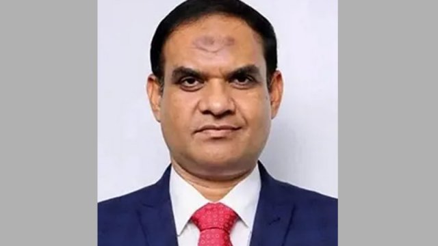 জবি ছাত্রীকে প্রশ্ন সরবরাহ : মাস পেরোলেও শেষ হয়নি তদন্ত | বিশ্ববিদ্যালয় নিউজ 