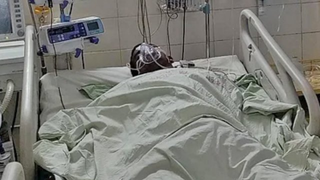 শতাধিক গুলির ‘পিলেট’ বুকে নিয়ে আইসিউইতে রাবি শিক্ষার্থী | বিশ্ববিদ্যালয় নিউজ 